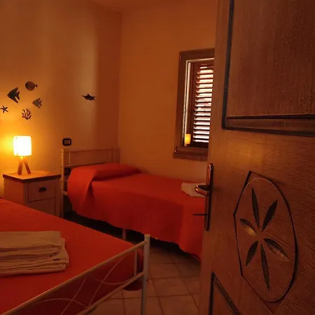 Casa de Férias Bifamiliare Con Vista Mare Porto San Paolo (Sardinia)